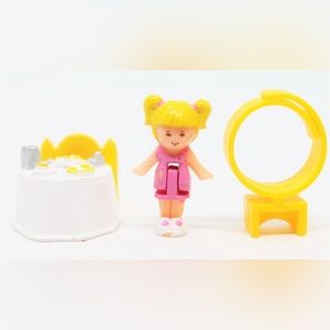 Rare Vintage 1989 Polly Pocket: Tiny Tina’s Dinner Time Ring Accessory